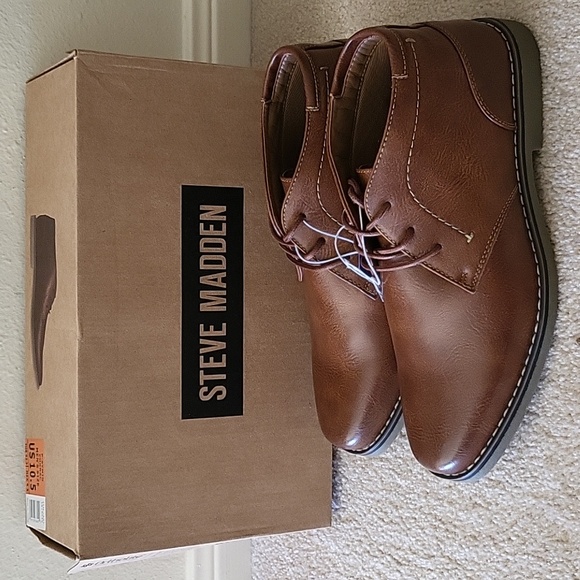 STEVE MADDEN MEN'S SHORT CHUKKA P. SYMIN BOOTS IN COGNAC